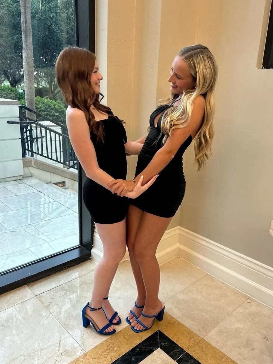 Sexy Leggy Girls 