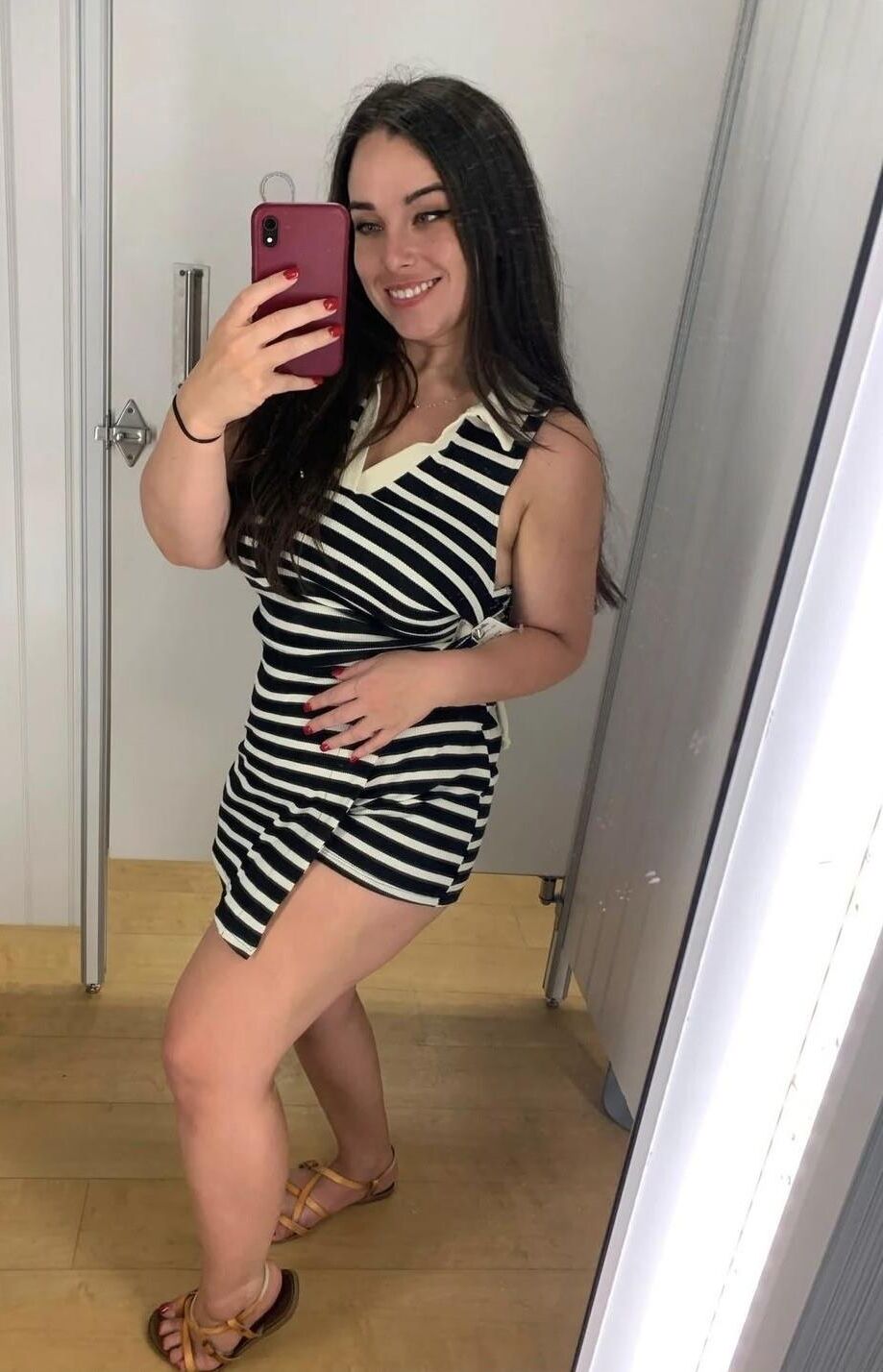 yo new influencer Kelly goes wild