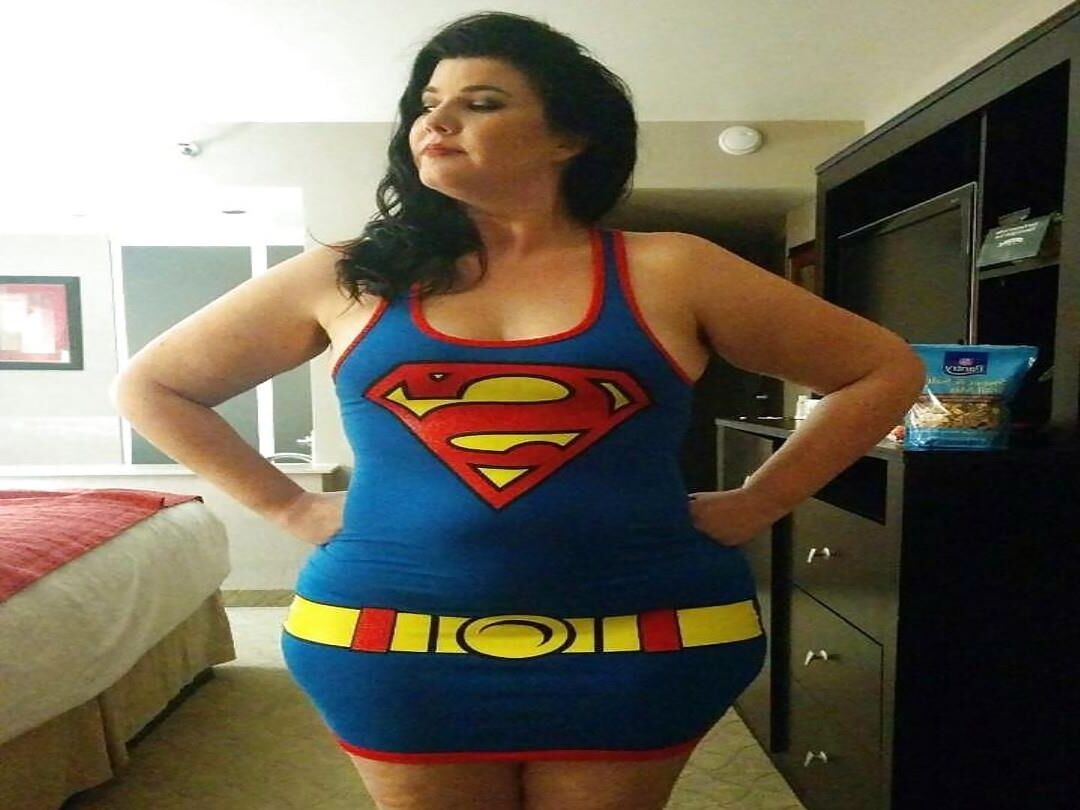Reminds me or a Hot One I used to Fuck, Love the Hips
