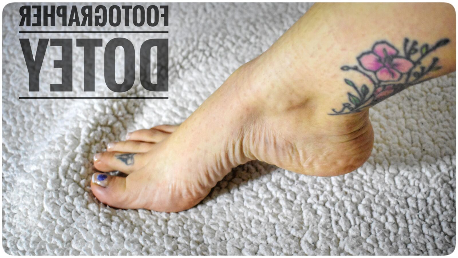 Feet Lady Giulietta And Pedicure French 