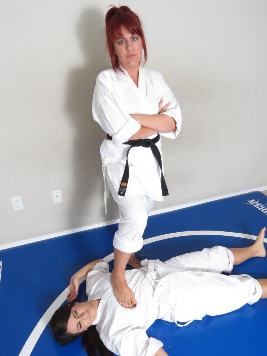 Heather Beats Up Tori