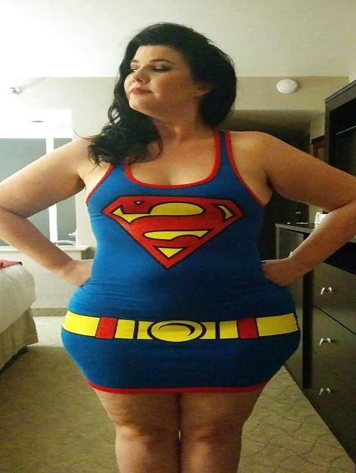 Reminds me or a Hot One I used to Fuck, Love the Hips