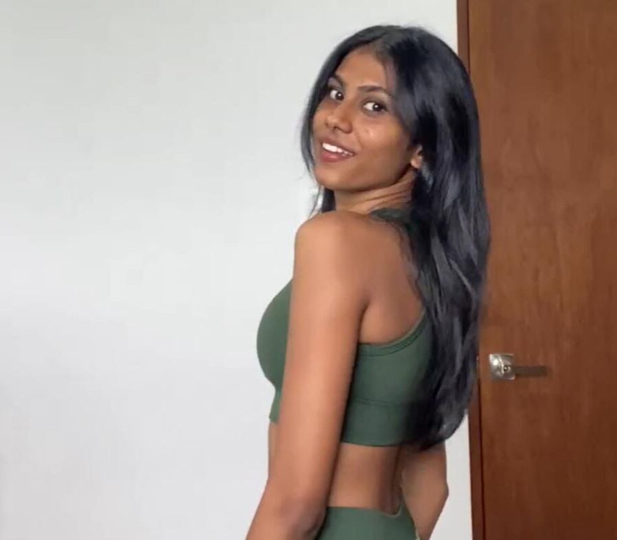 Ami in Norfolk Green.