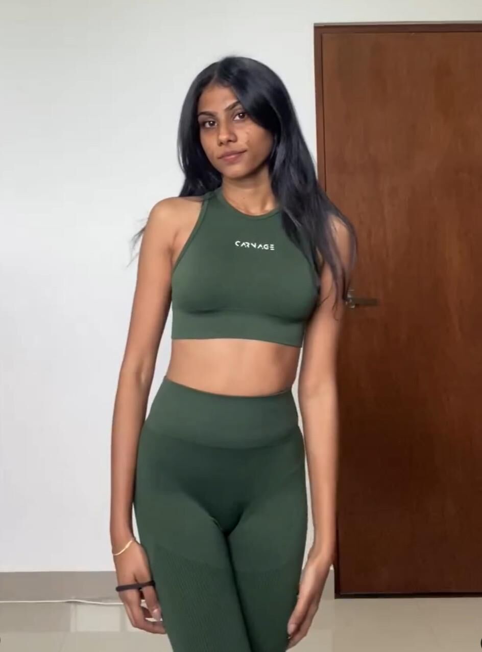Ami in Norfolk Green.