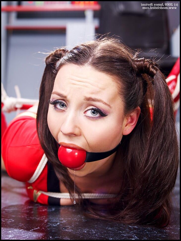 Gags Make Ladies Salivate 