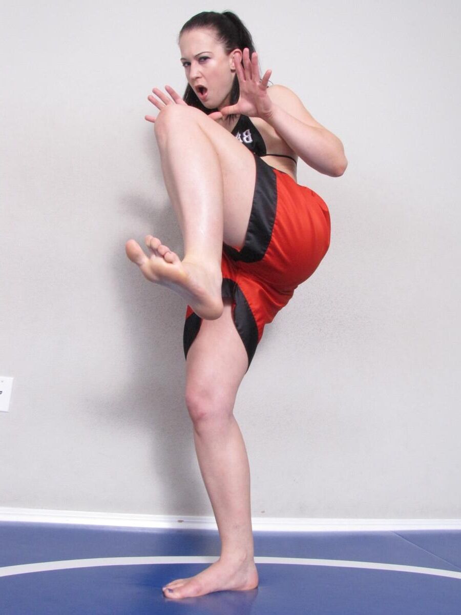 Cheyenne Muay Thai Girl