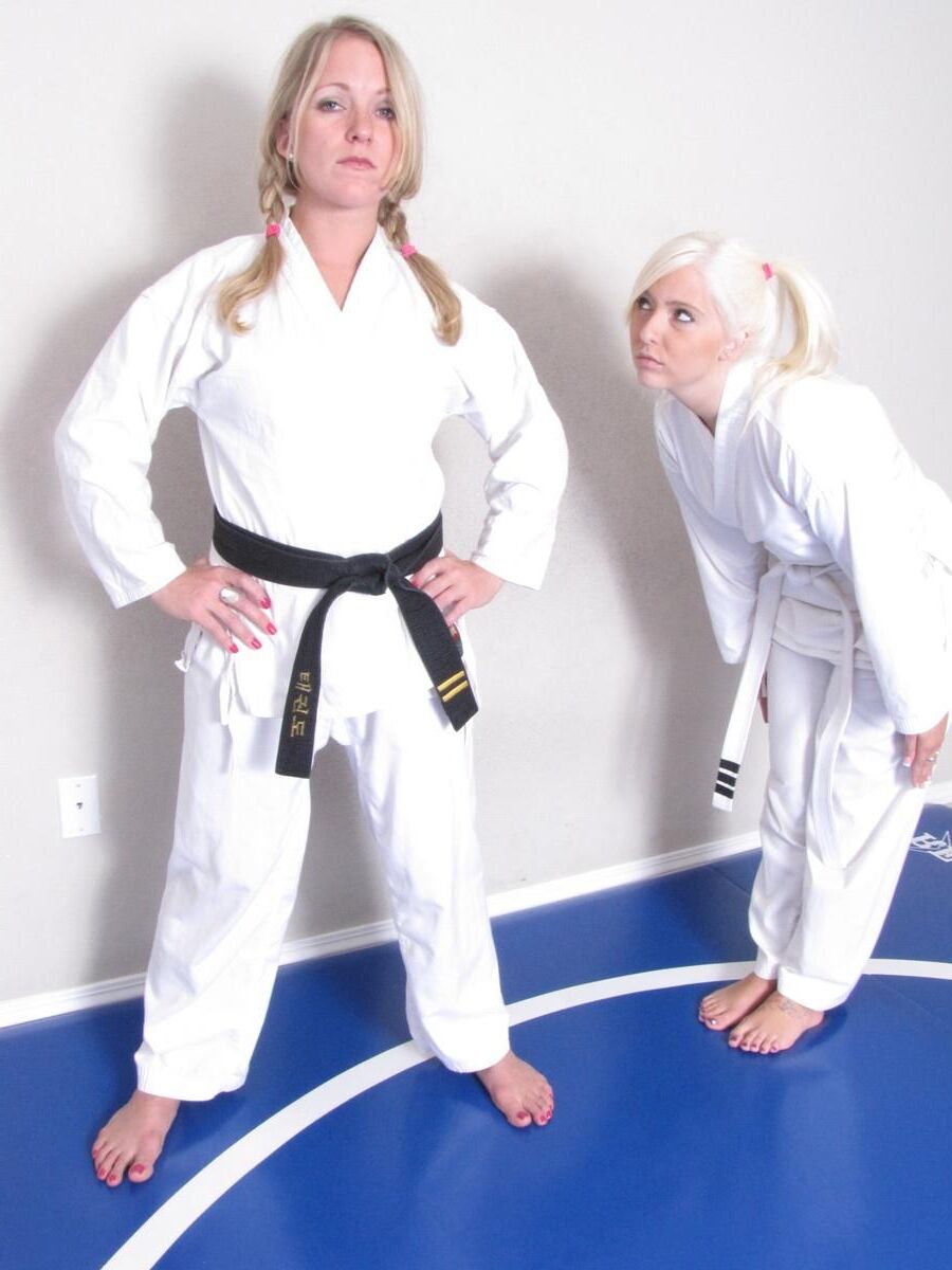 Dia Black Belt Bully