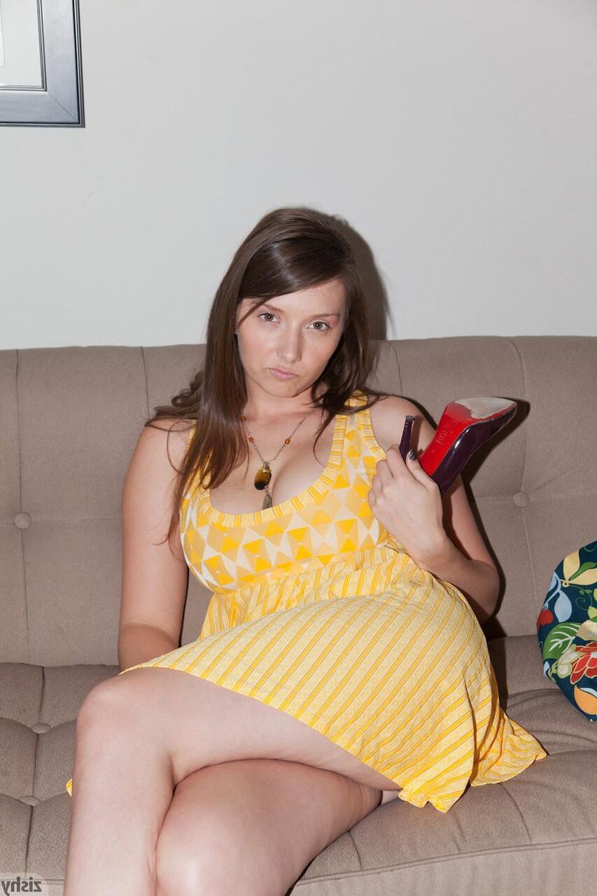 Femdom Training: I Throw, You Fetch. With your Mouth!