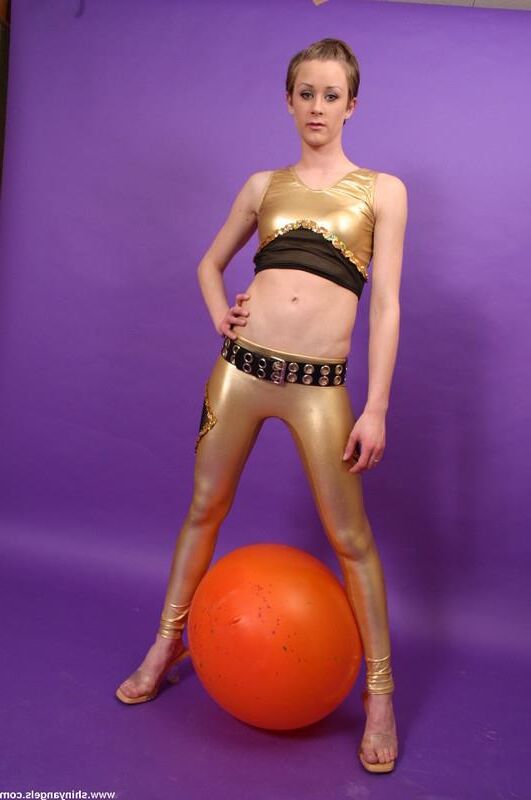 Short hair leotard balloon