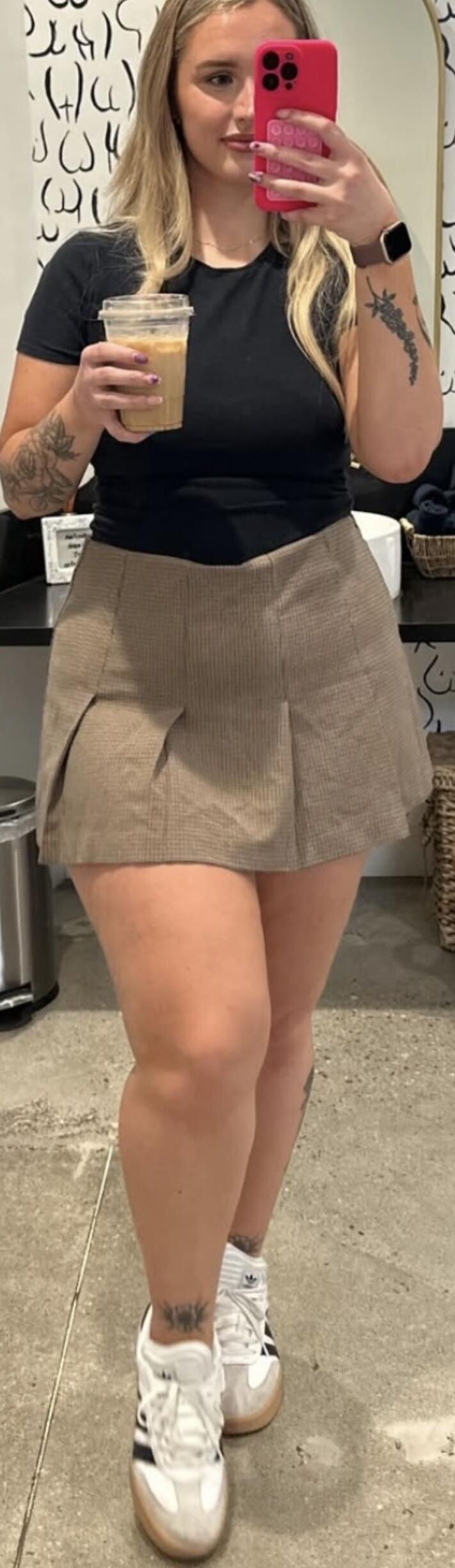 Sexy babe