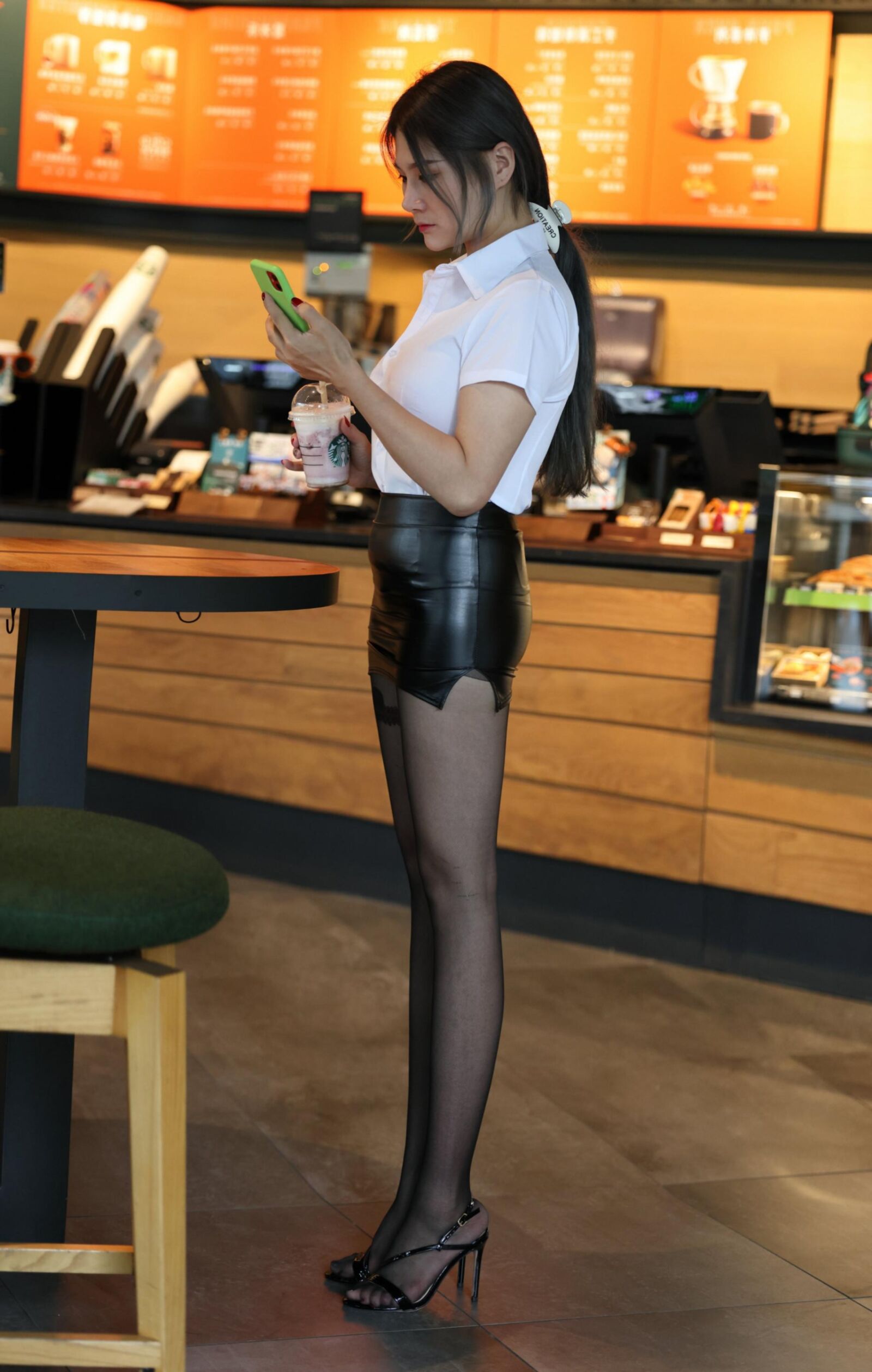 ミニスカート