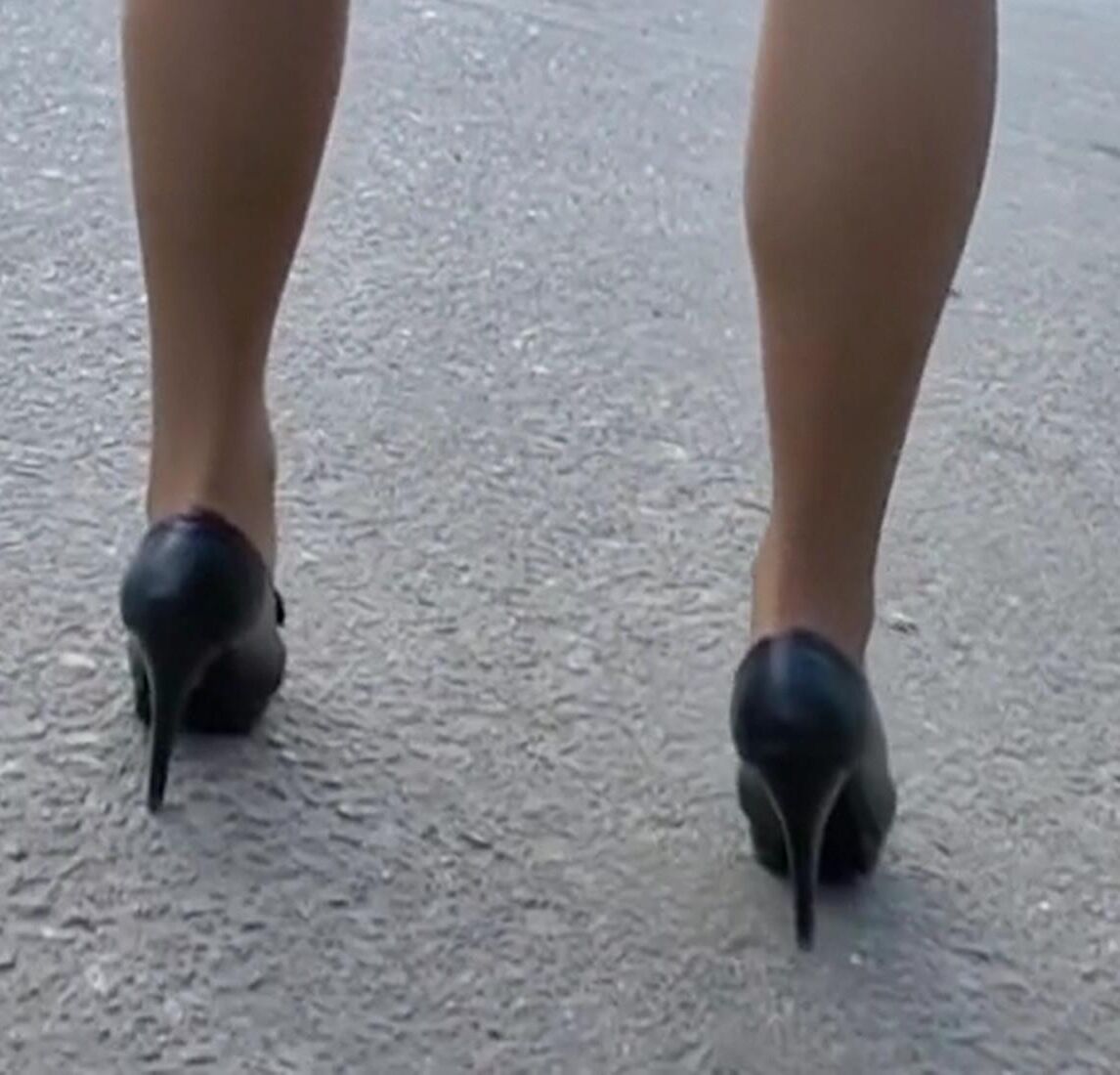 Upskirt Nacktyhose mit Cameltoe