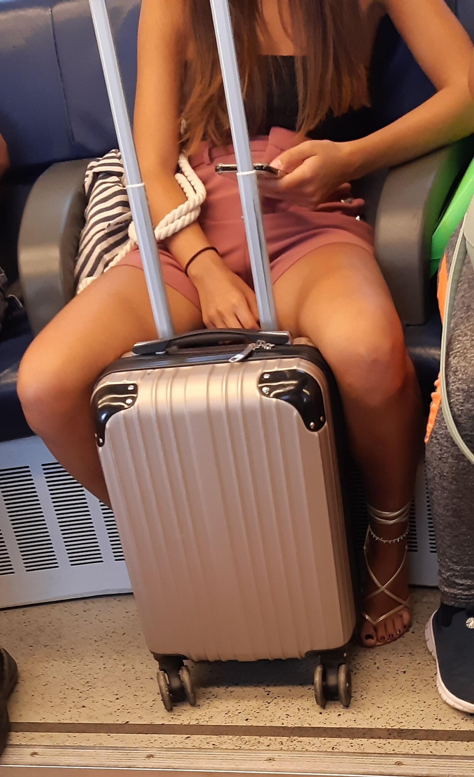ランダムなセクシーなひよこ