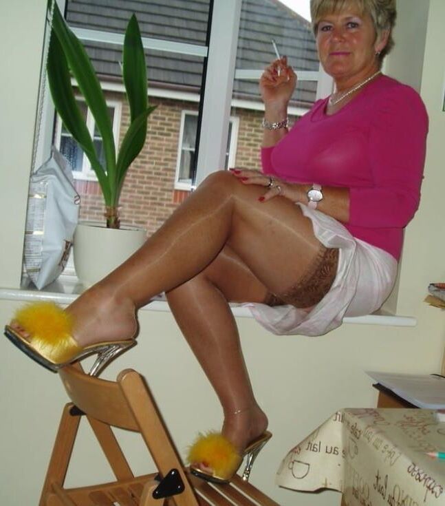 Mostly matures mostly legs 