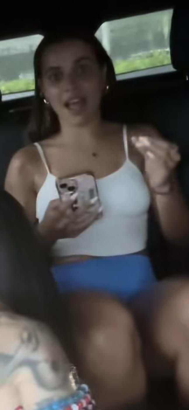 Sexy babe 
