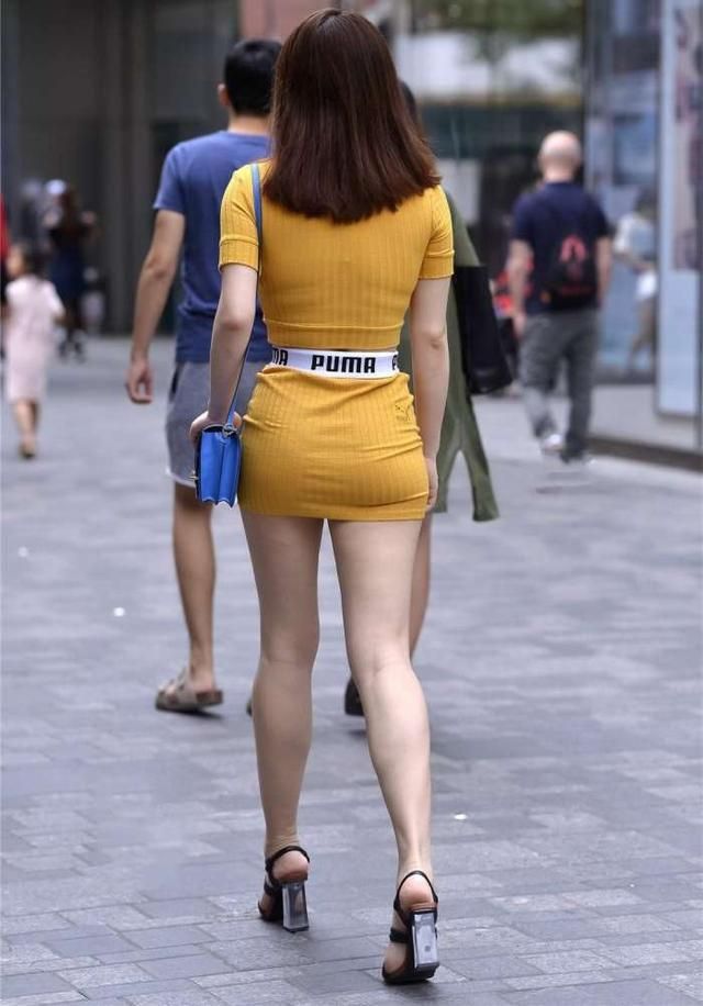 ミニスカート