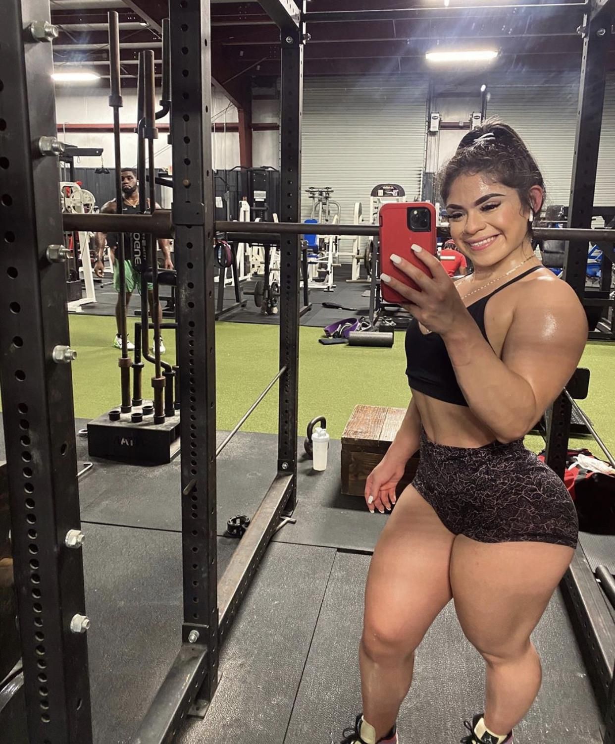 Random Muscle Girls 