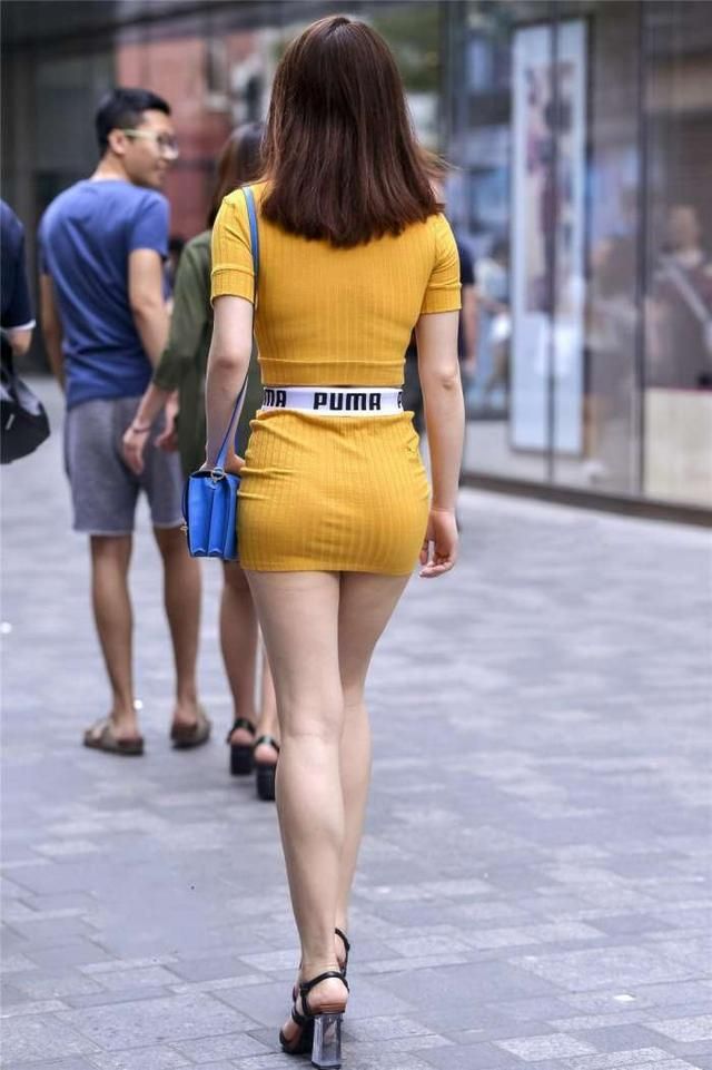 ミニスカート