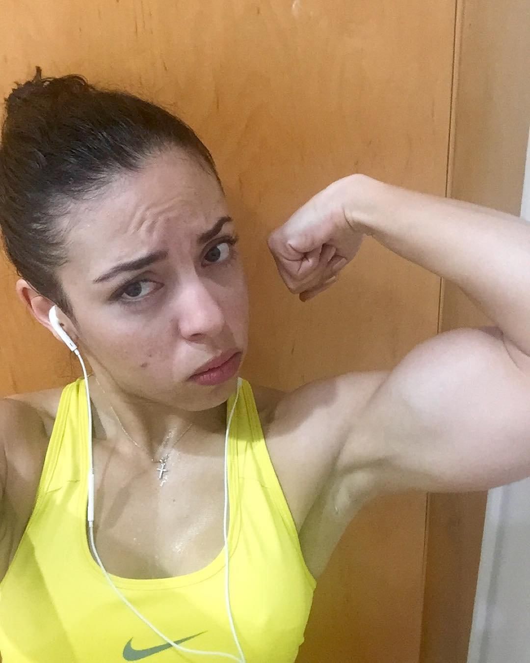 Random Muscle Girls 