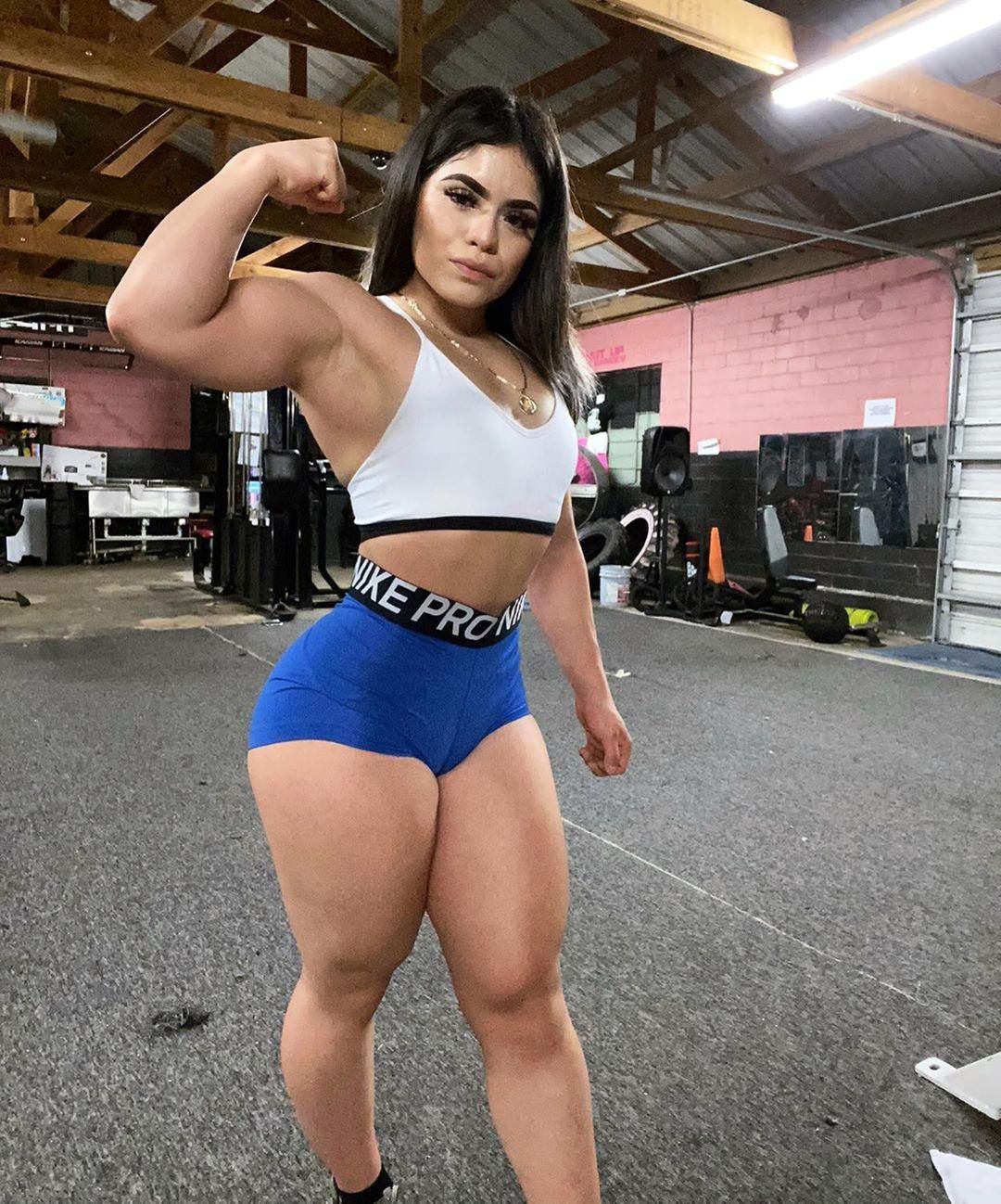 Random Muscle Girls 