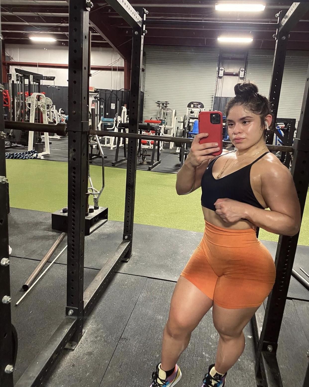 Random Muscle Girls 