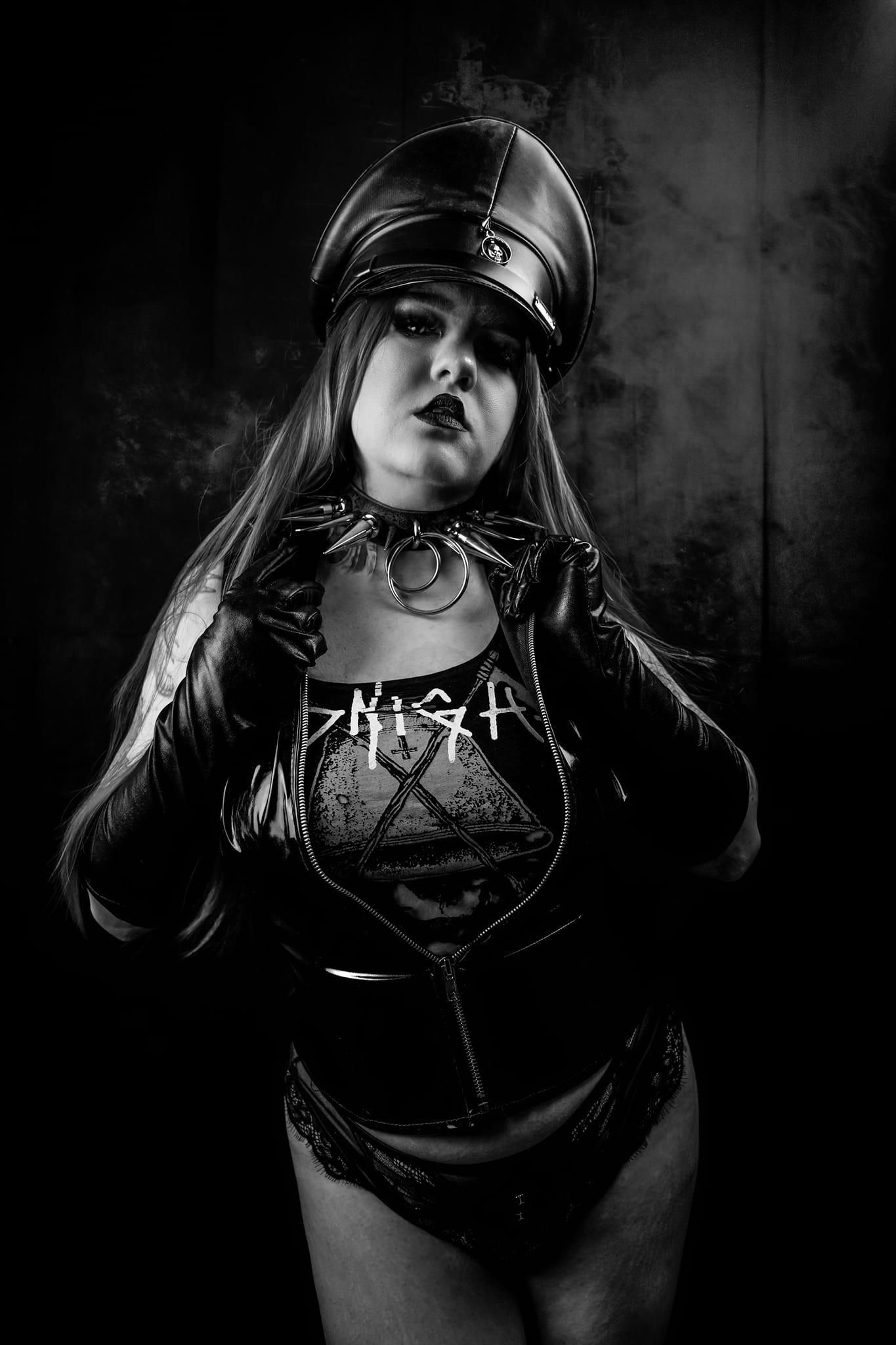 New Wave of GOTH FETISH GODDESSES 