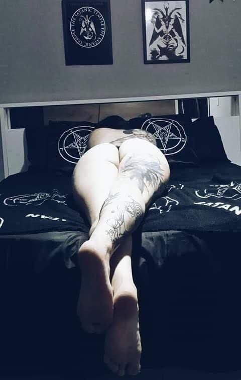 New Wave of GOTH FETISH GODDESSES 