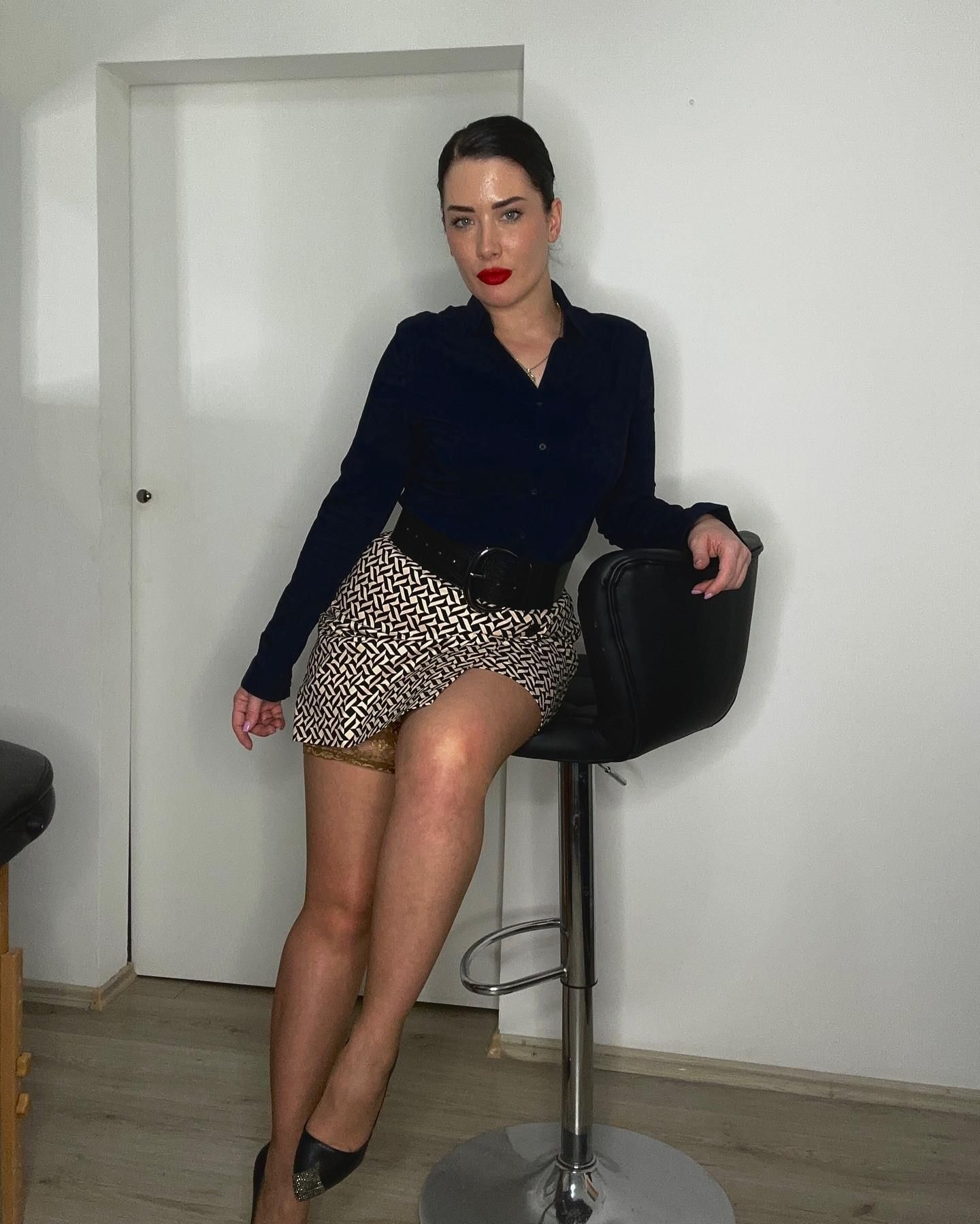 Sexy Lady Wearing Hold Up Stockings