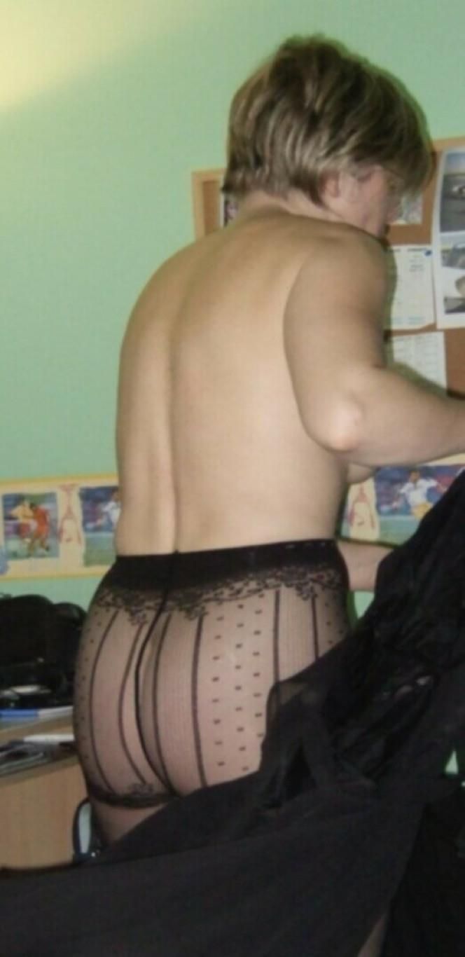 Amateurs in Pantyhose 