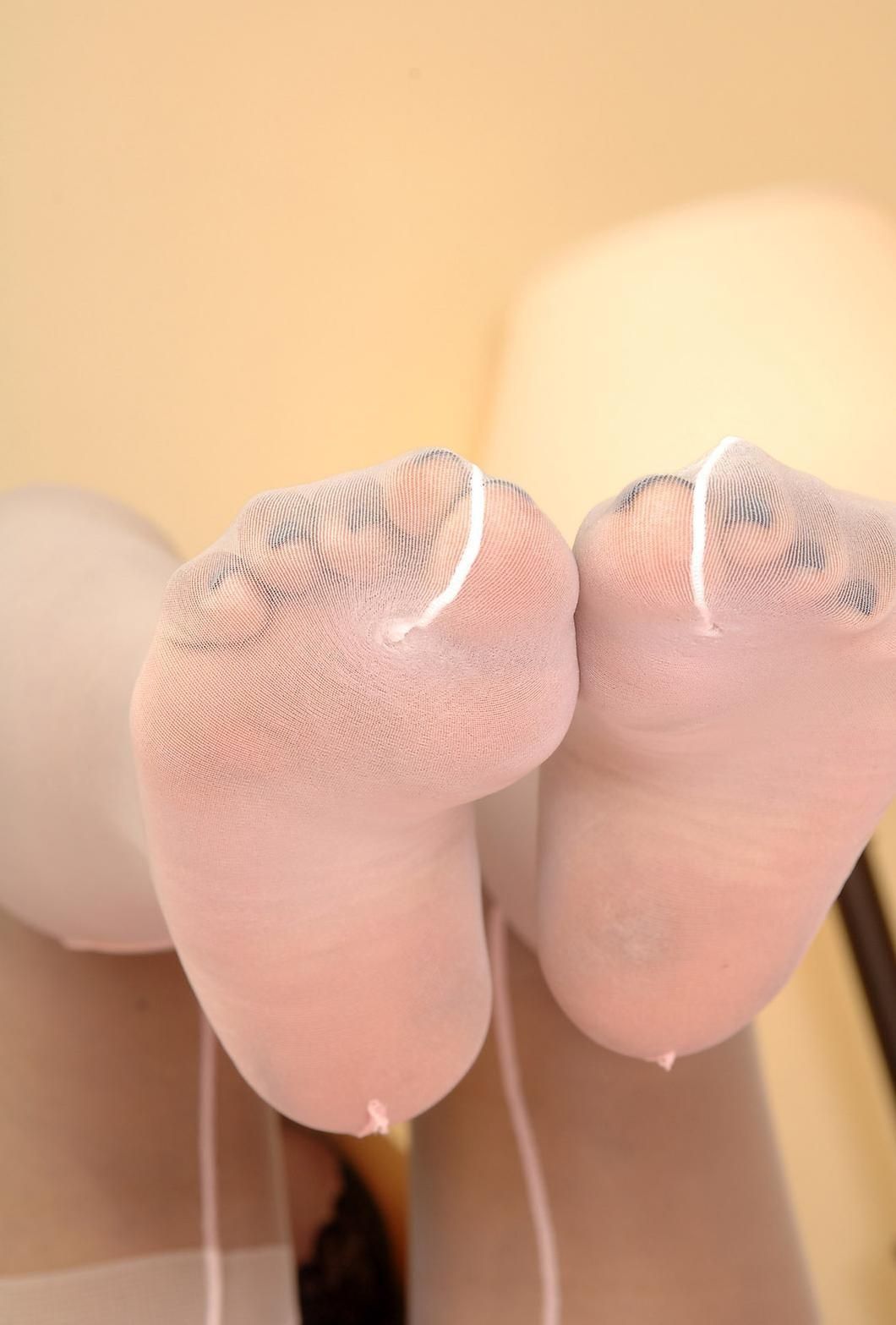 Amerie's Feet