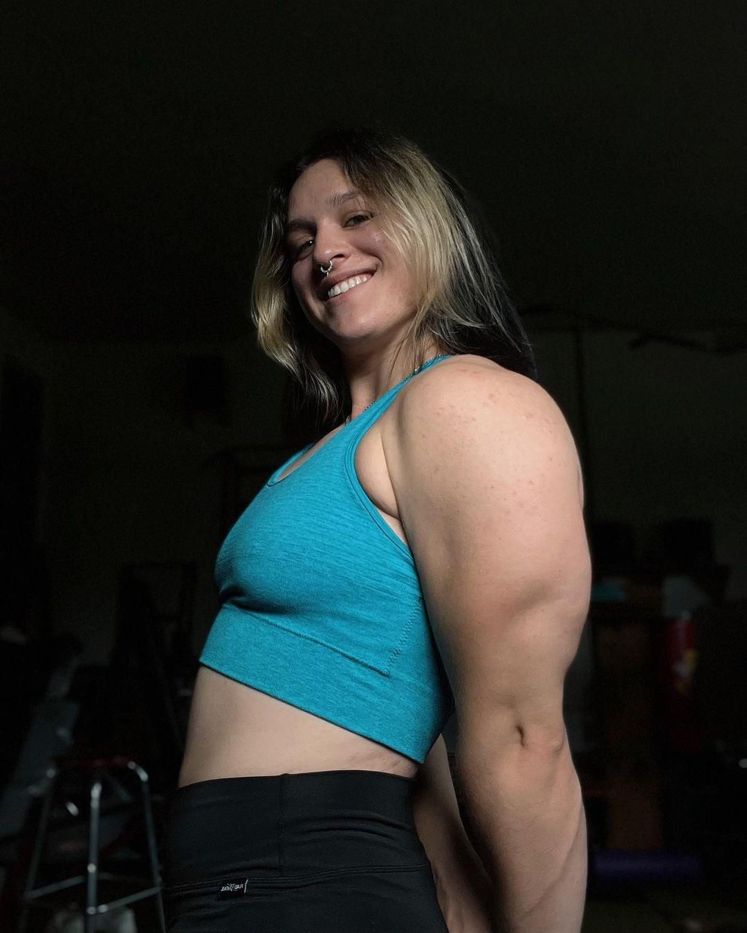 Random Muscle Girls 