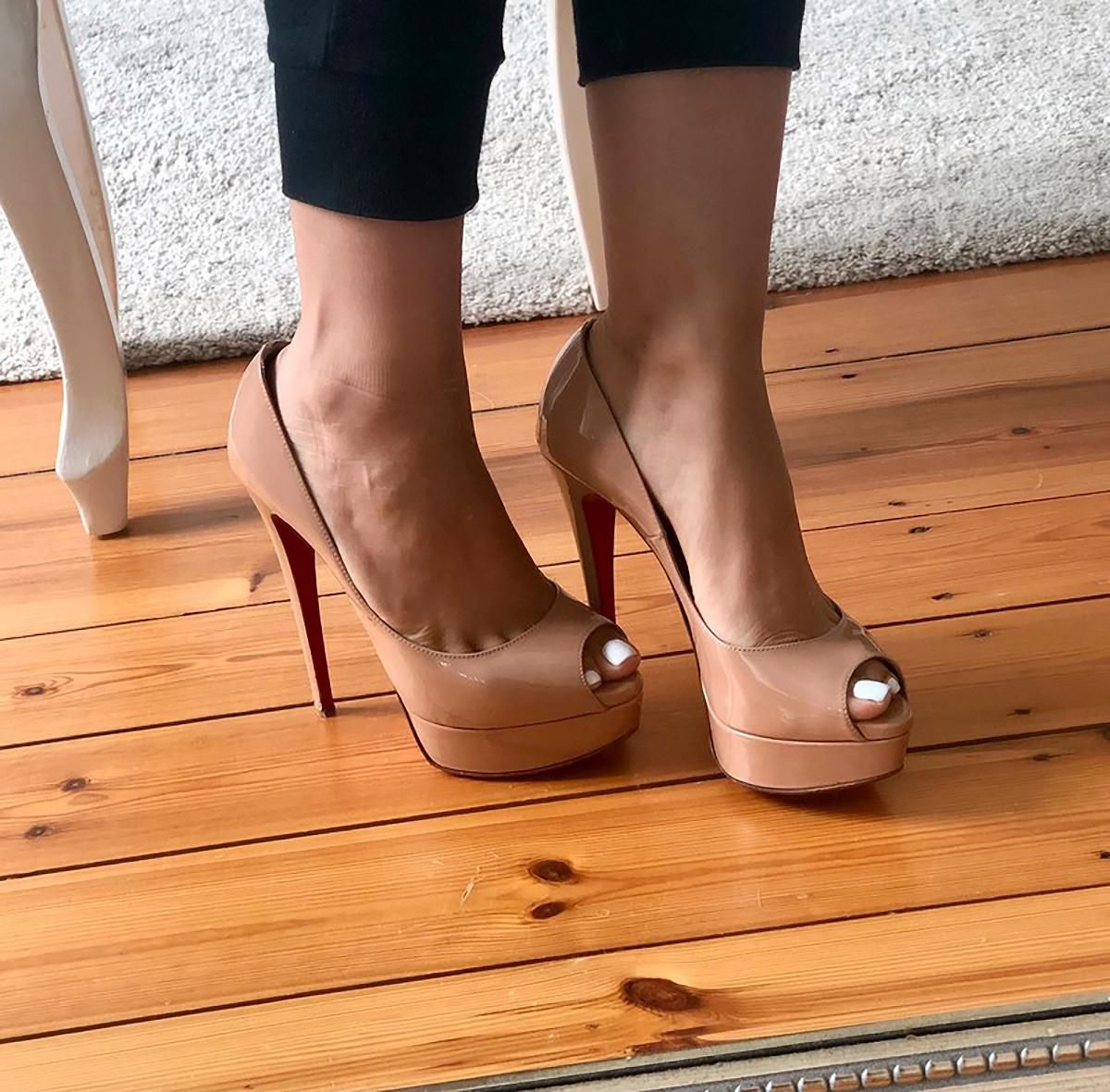 Louboutin Lady Peep wearing hotties