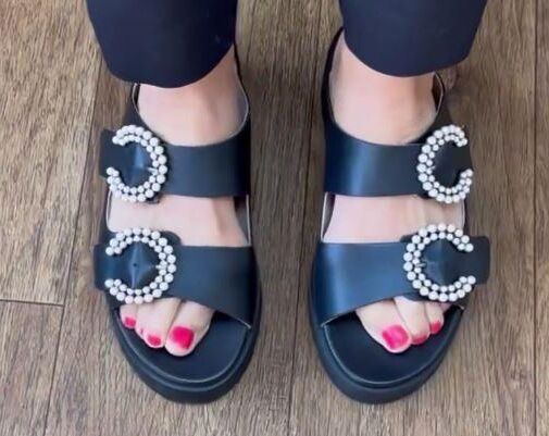 Zapatos y altas y más