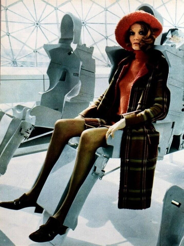 Amazing Legs RETRO