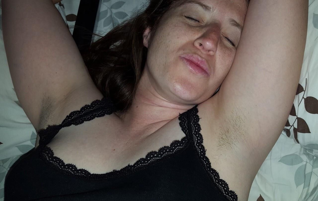Armpits 