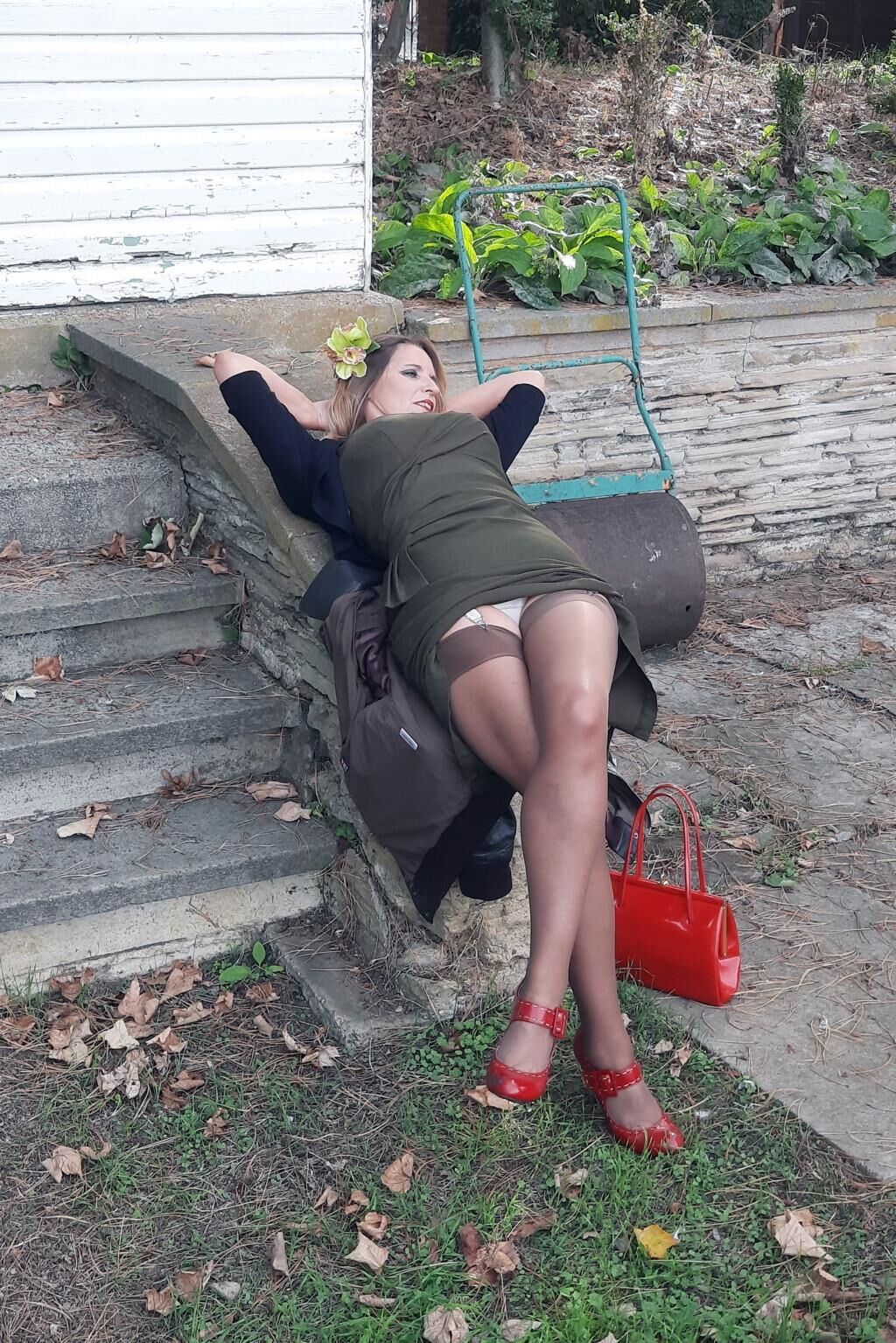 Мамочка, зрелая, недостаток, нейлоны