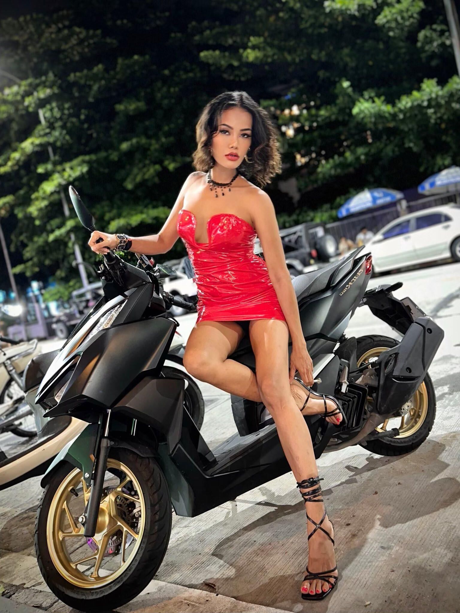 Asian, Lack, Nylons 