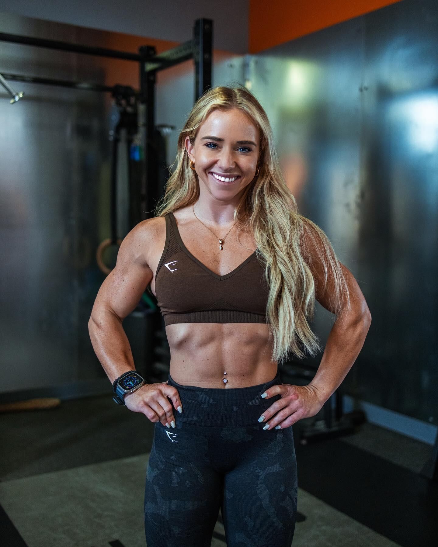Zoe R