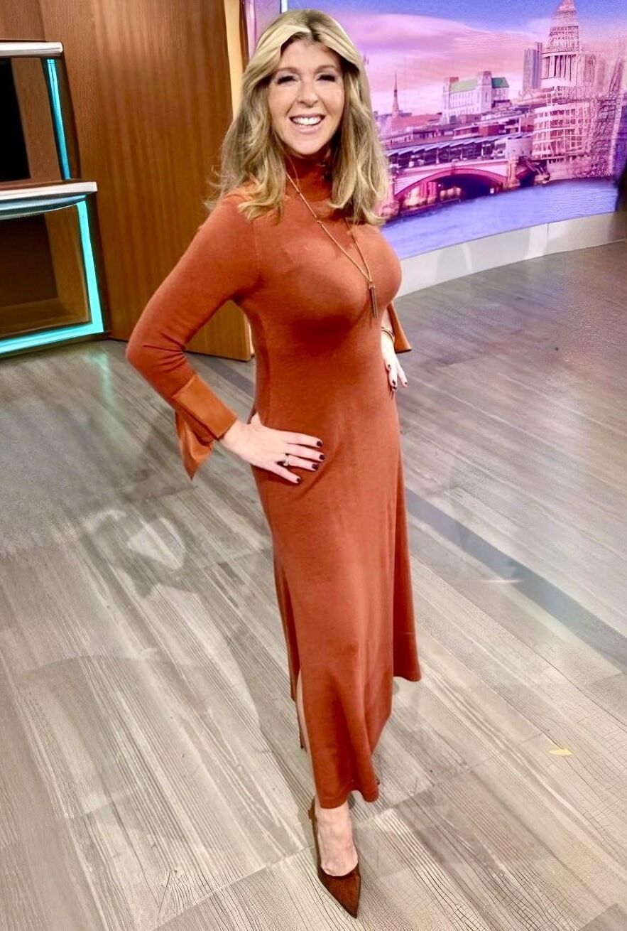 Busty UK TV MILF Tit Slut Kate Garraway, Morning Wood Support