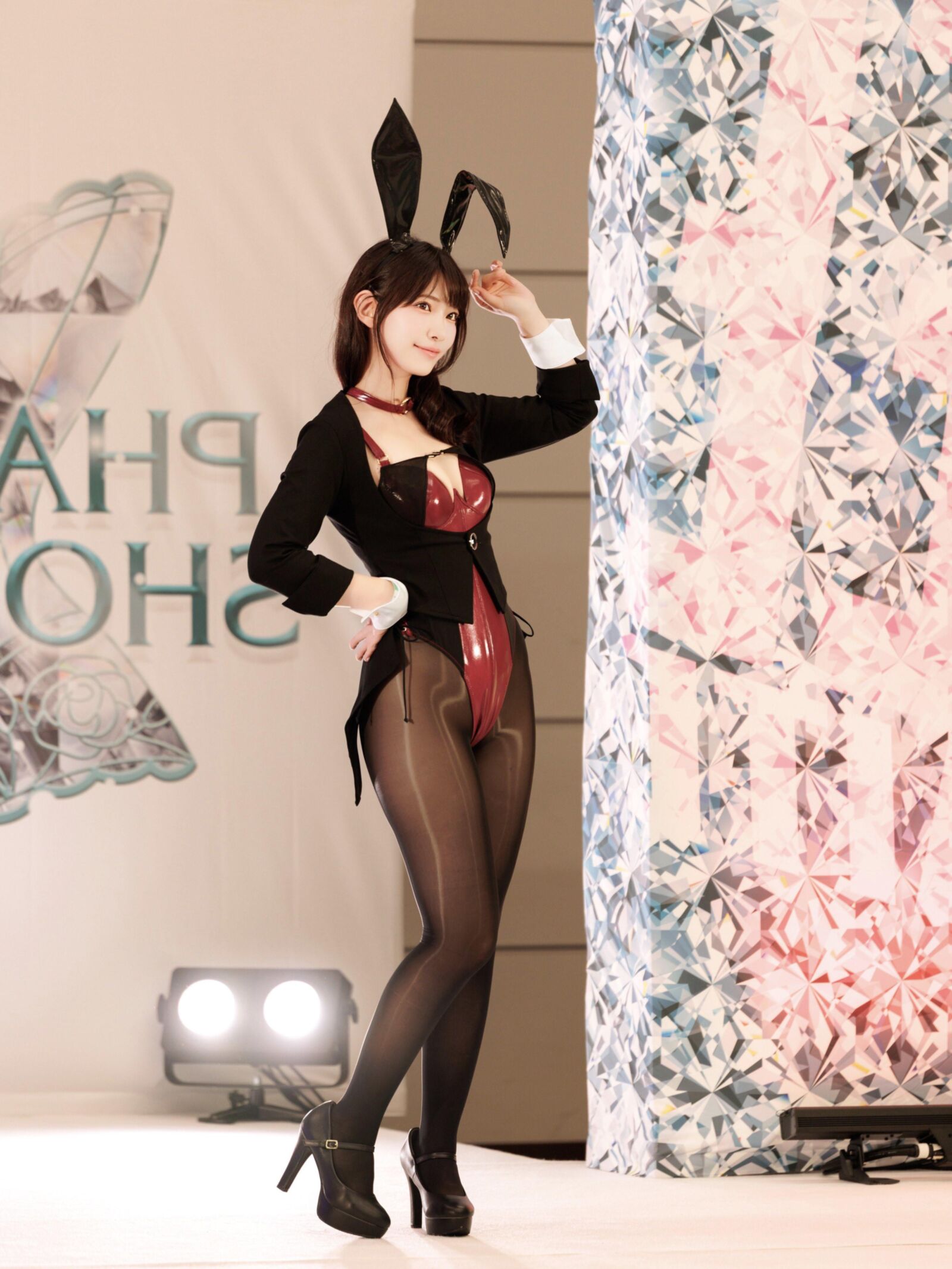 Asian, Lack, Nylons 