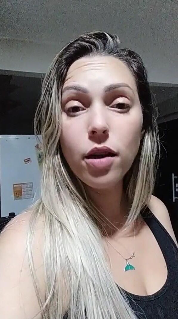 Vanessa leckeres Gesicht für Sperma
