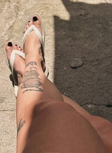 Pés Fetish Cum em Sluts Feets