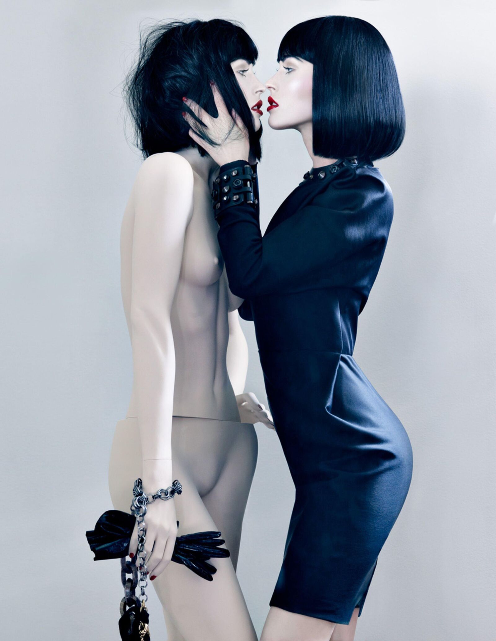Foxy Lady、Madame Megan Coxxx