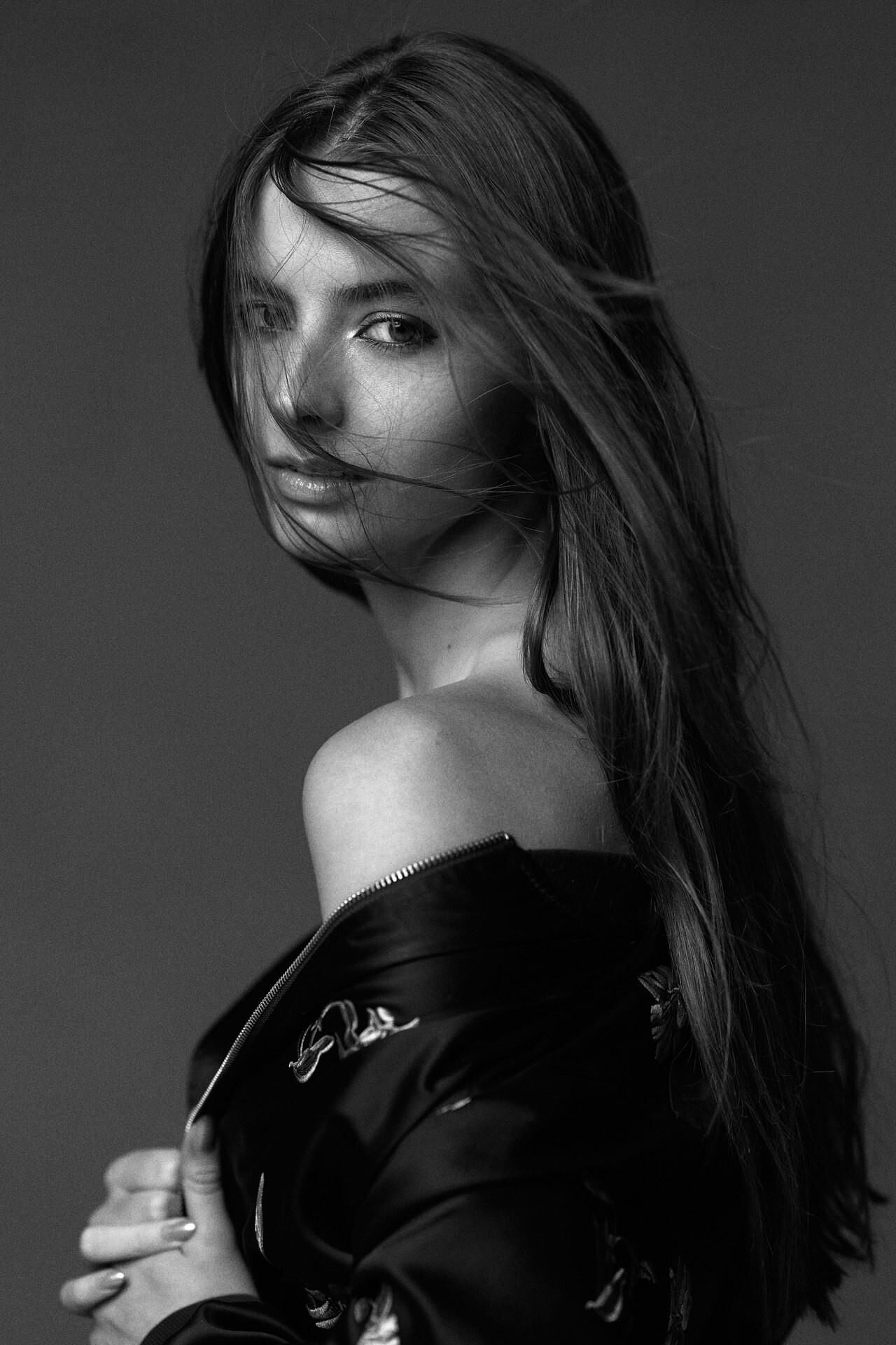 MODELING 