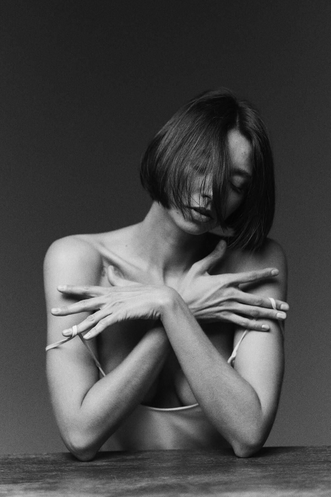 MODELING 