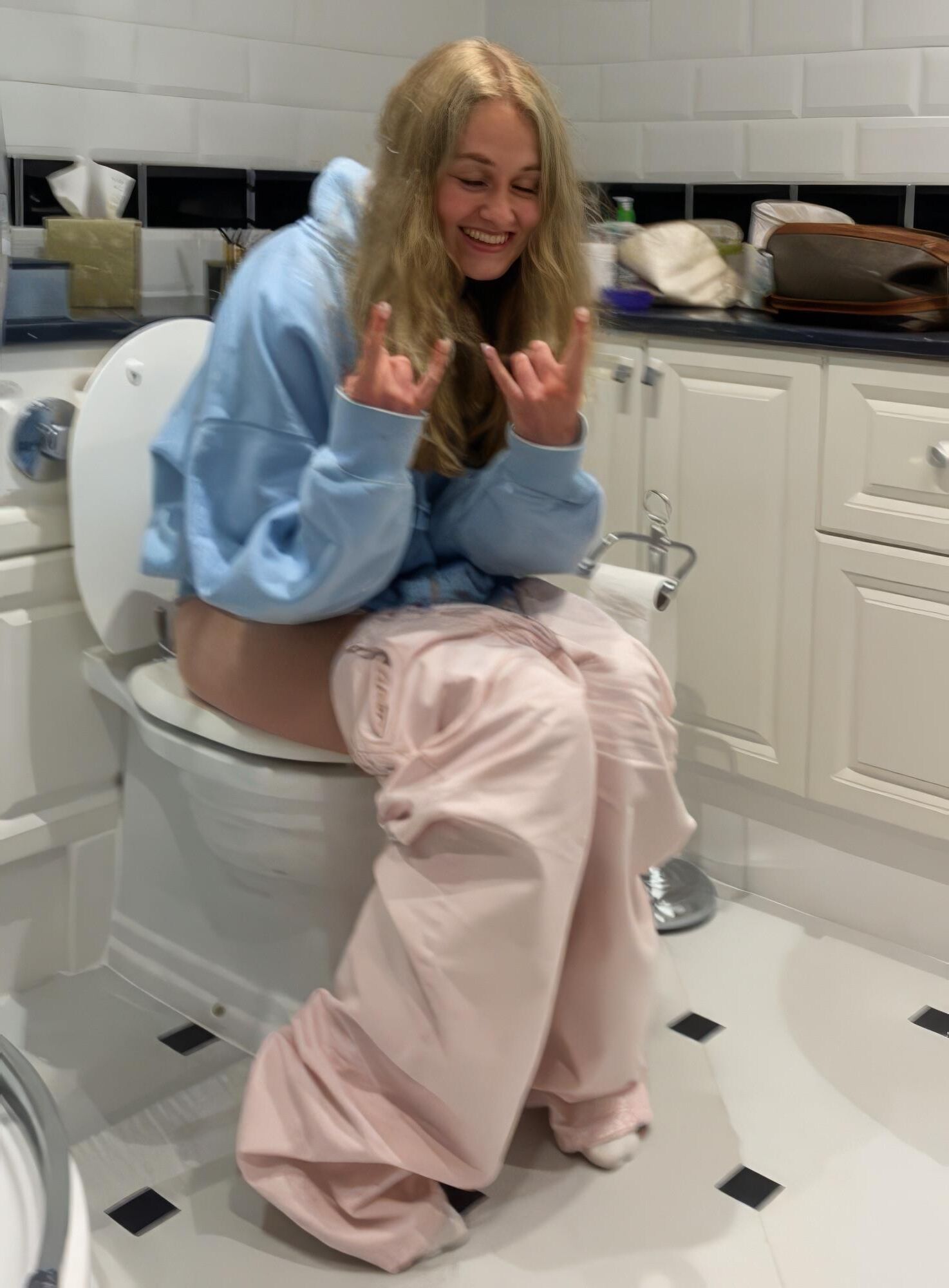Toilet Bowl Girls 