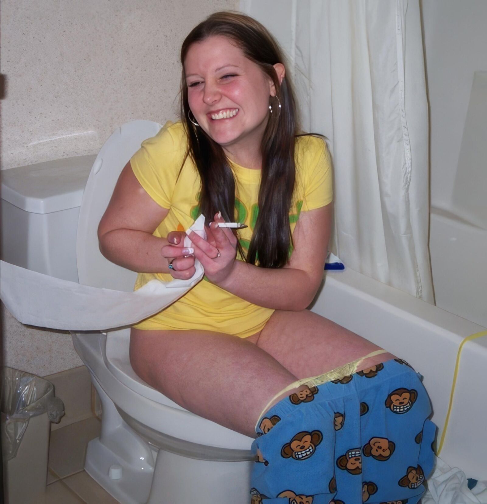 Toilet Bowl Girls 