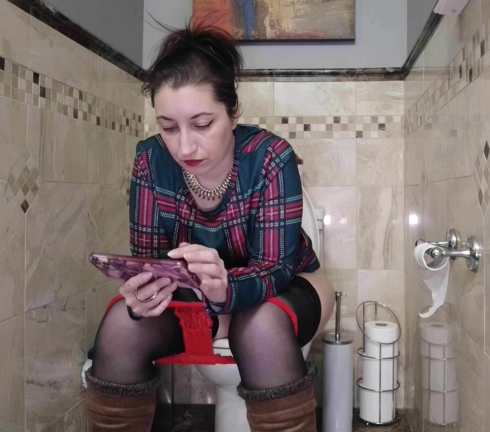 Toilet Bowl Girls 