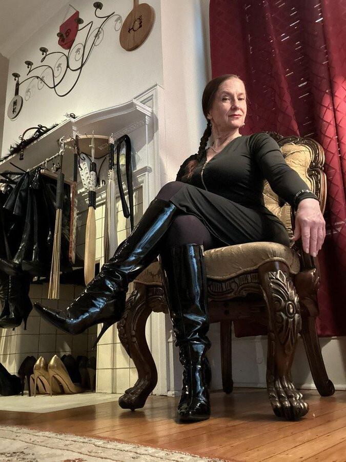 LAndladies & Dommes May 