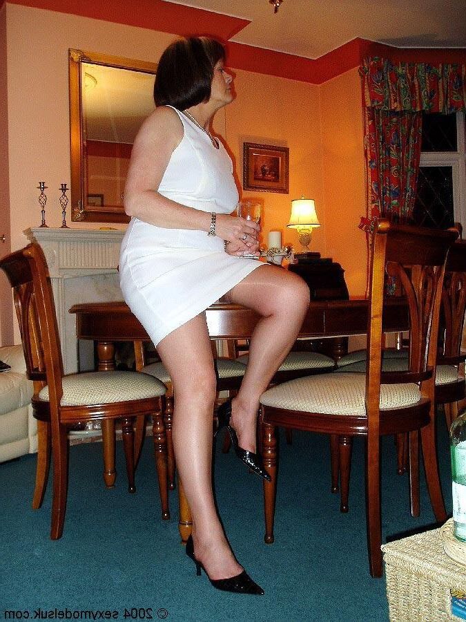 Nice and Sexy Mature /Granny's (Mix) 